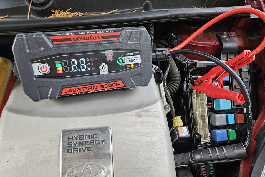 Picture of Lokithor J402 PRO 3500A Jump Start Kit